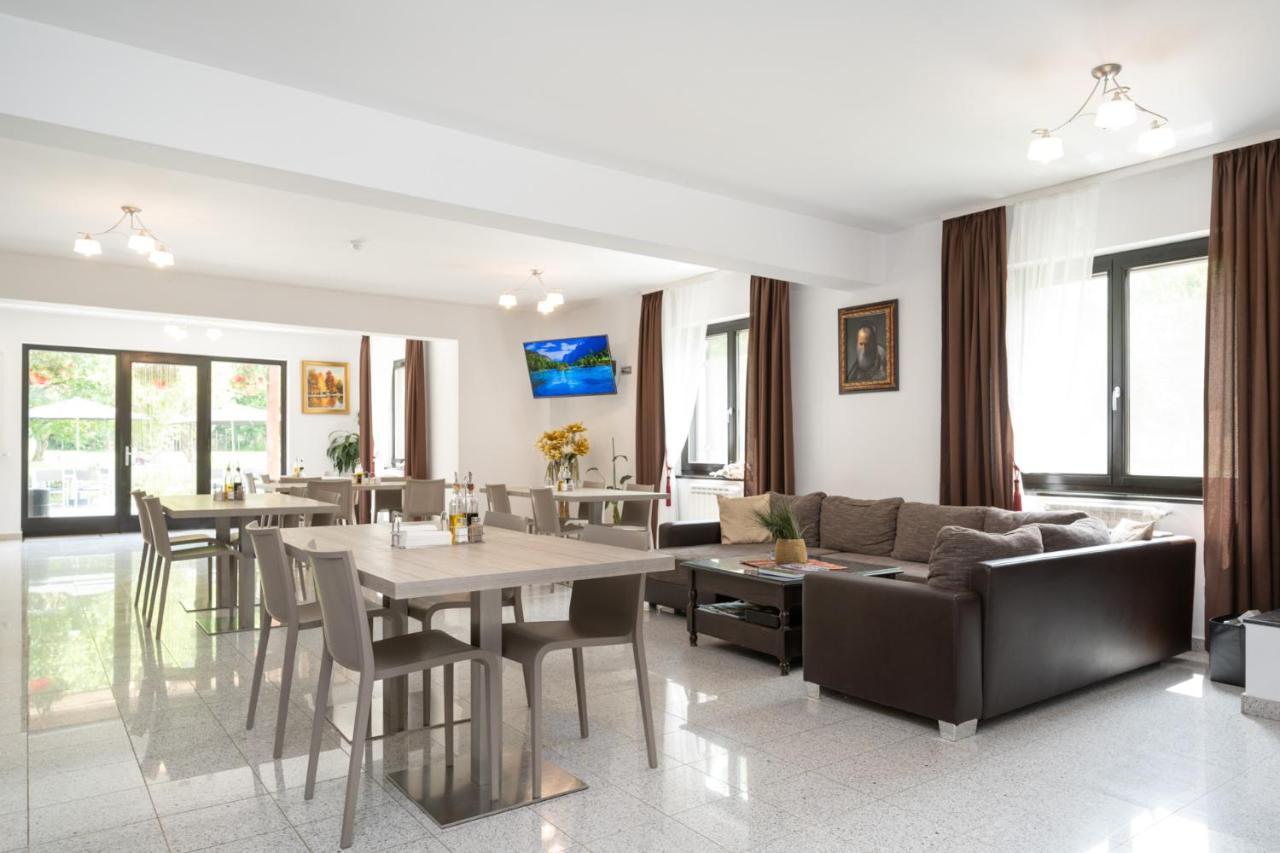 Pensiunea Negoiu Porumbacu de Sus Exteriör bild